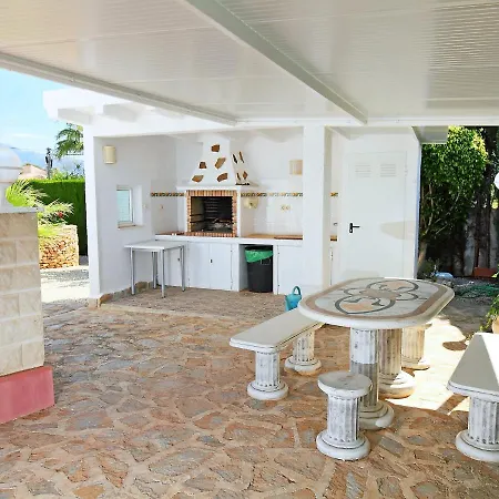 Casa Leon By Interhome