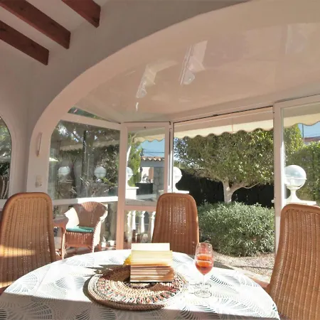 Holiday home Casa Leon By Interhome